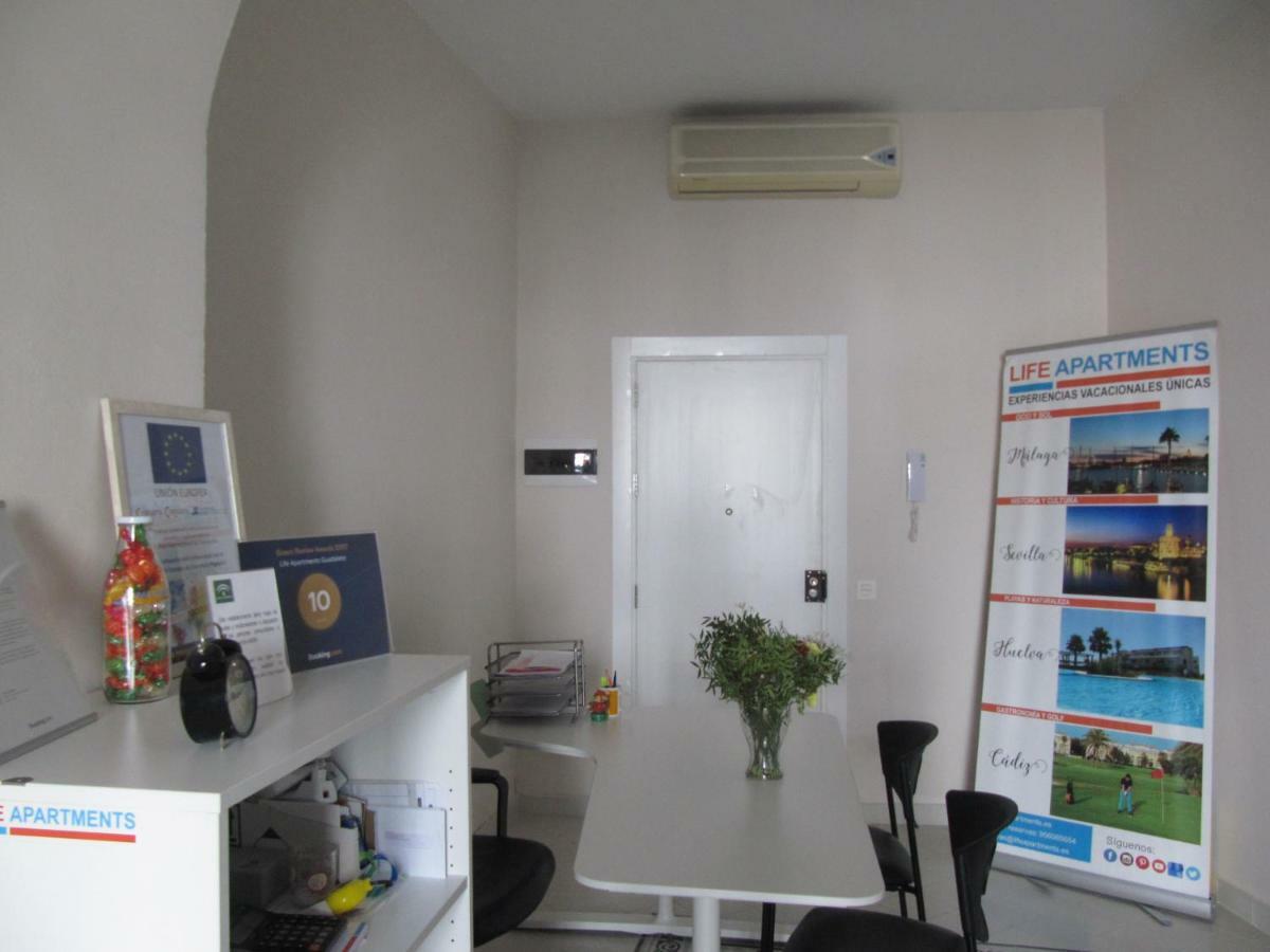 Life Apartments Guadalete Jerez de la Frontera Exterior photo